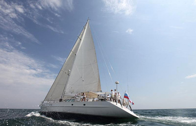 北朝鮮、日本海でロシアのヨットを拿捕 釜山からレース中