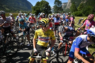 ツールで環境団体がレース妨害、選手は「一つのエピソード」と気にせず