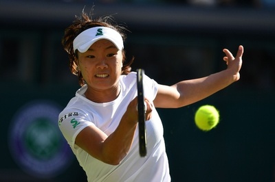 奈良、ウィンブルドン初戦で第1シードのハレプに屈する