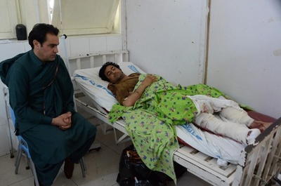 アフガニスタンのクリケット競技場で連続爆発、8人死亡 45人負傷