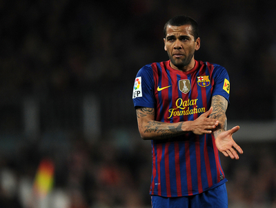 FCバルセロナのアルヴェスが鎖骨骨折で約2ヶ月離脱