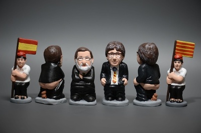 カタルーニャ伝統の「排便人形」、前州首相からアラレちゃんまで