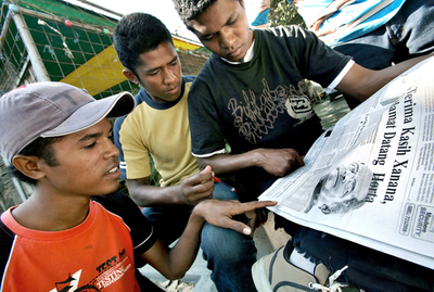 大統領選、ホルタ現首相が当選確実に - 東ティモール