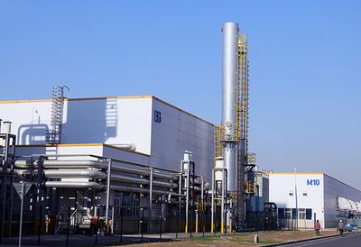 次世代電池の「中間路線」 半固体電池が業界の新たな主役に