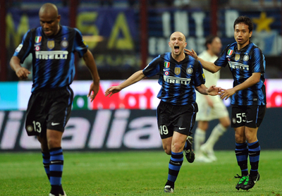 不調のインテル勝利、長友の献身的なプレーが光る