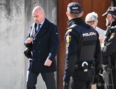 スペイン連盟前会長のキス強要裁判、検察が再審請求