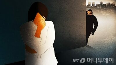 韓国50代男性、見知らぬ女性を「気に入り」、女性宅ドアにストッキングと下着“捧げる？”…逮捕