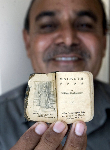 600円の『マクベス』ミニチュア本、30年後は800倍の価値!?