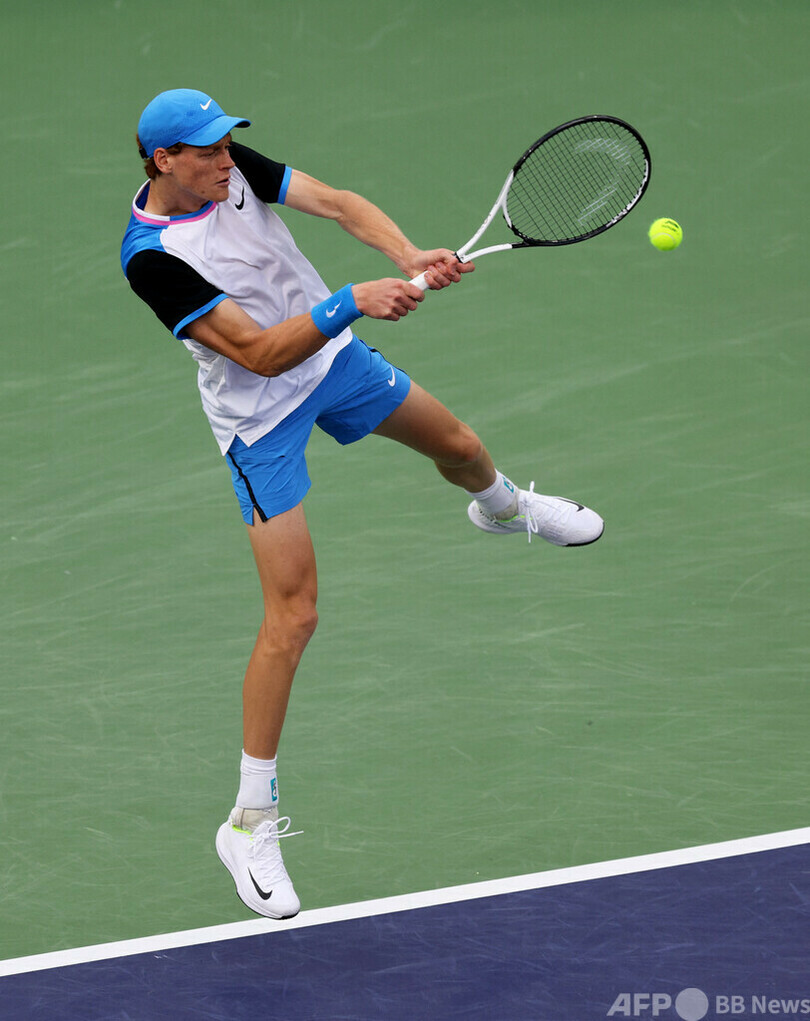 シナーが逆転勝ちで4回戦進出 マイアミOP