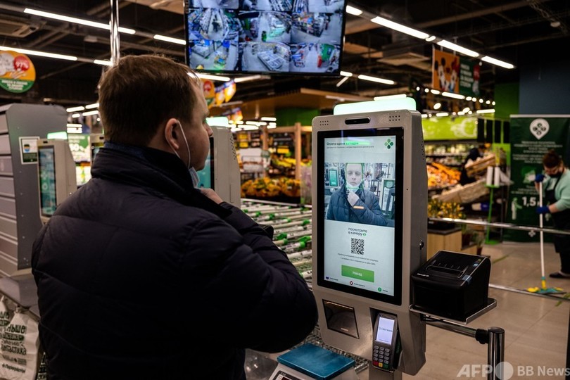 ロシア食品小売り大手、スーパーやコンビニで顔認証決済