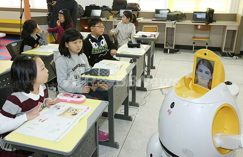 英語の先生はロボット 韓国の小学校で試験運用 写真2枚 国際ニュース Afpbb News