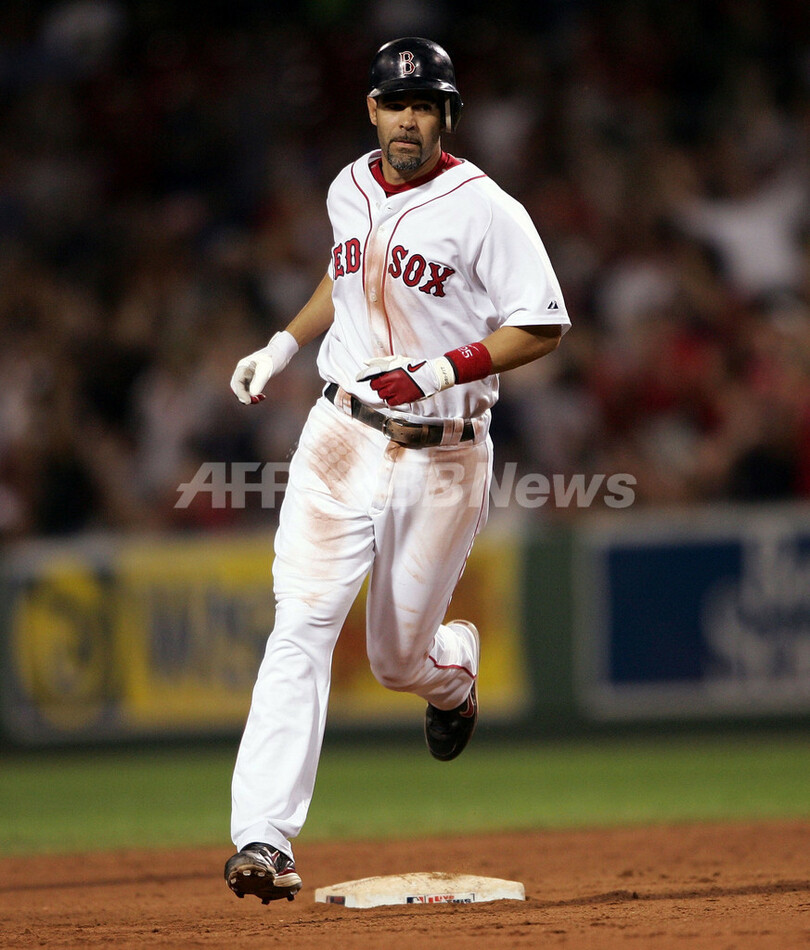 インディアンス レッドソックスに勝利