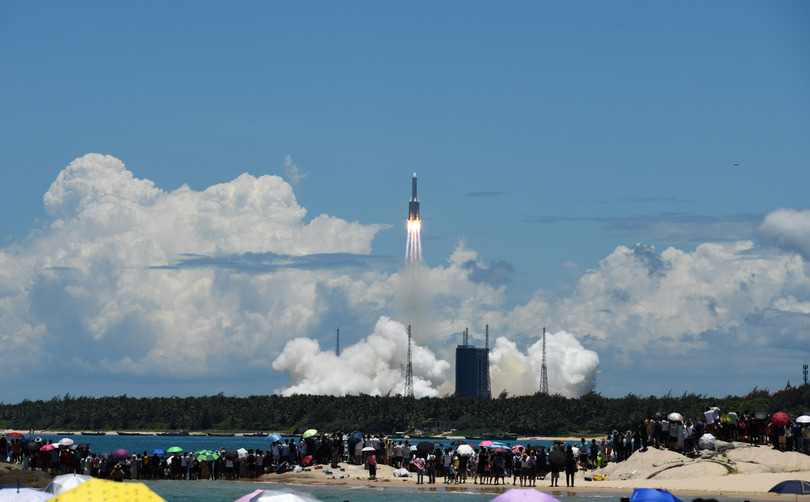 中国初の火星探査車の名称、「祝融」に決定