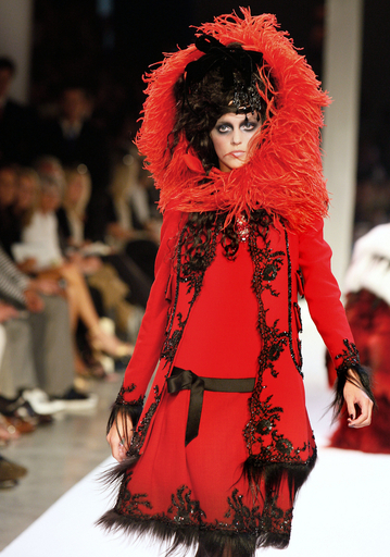 07/08年秋冬パリ・オートクチュールコレクション＞クリスチャン
