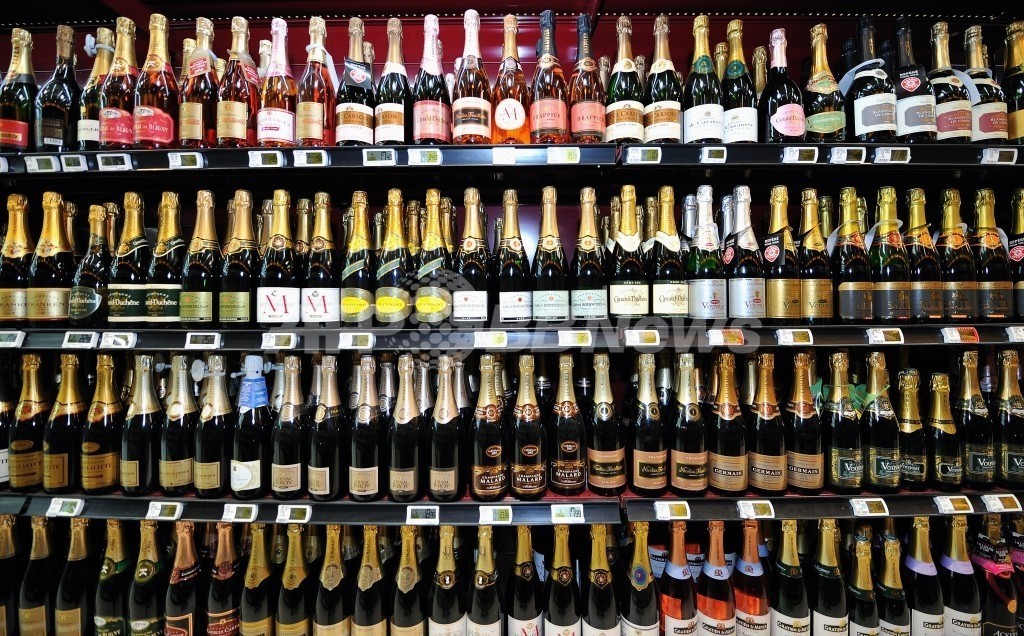 けいれんを抑える「バクロフェン」、アルコール依存症に効果 臨床試験へ けいれんを抑える「バクロフェン」、アルコール依存症に効果 臨床試験へ