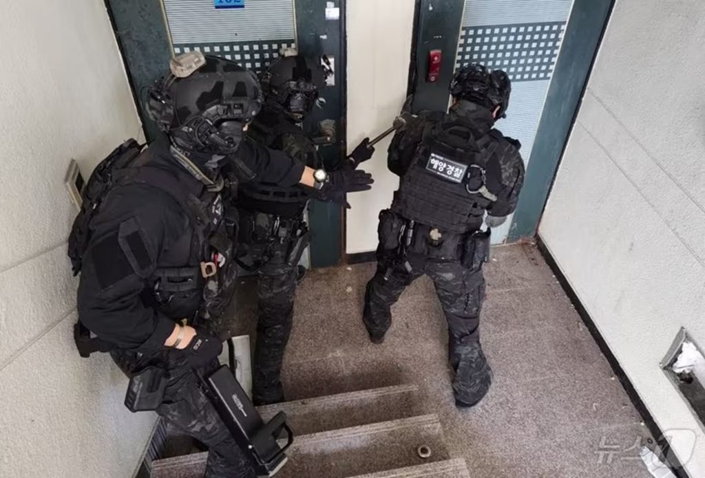 韓国警察　戦闘警察用パンツ　韓国軍　戦警 韓国警察 戦闘警察用パンツ 韓国軍 戦警