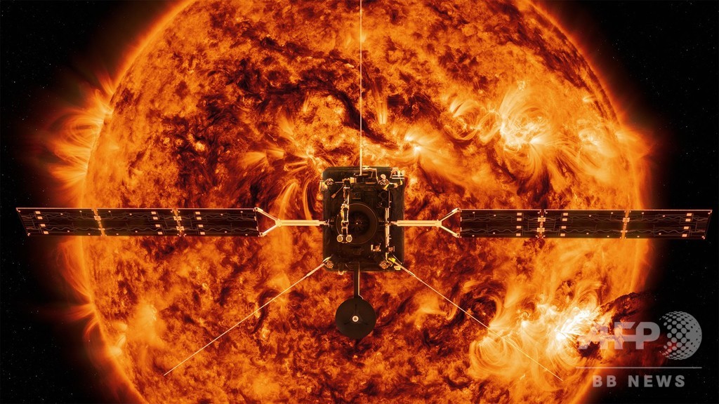 太陽の秘密に迫る探査機、打ち上げ成功 米欧共同開発 太陽の秘密に迫る探査機、打ち上げ成功 米欧共同開発