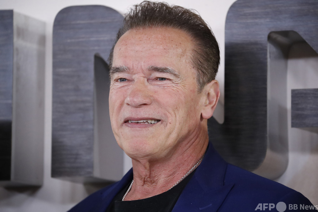 シュワ氏、「トランプ氏は最悪の大統領」 議会乱入をナチスに例える シュワ氏、「トランプ氏は最悪の大統領」 議会乱入をナチスに例える