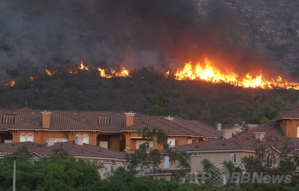 カリフォルニア州で山火事相次ぐ 原発や米軍基地からも避難 写真7枚 国際ニュース Afpbb News