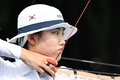 パリ五輪、アーチェリー女子ランキングラウンド。競技に臨む韓国の林是見（2024年7月25日撮影）。(c)Punit PARANJPE / AFP