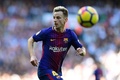 17-18スペイン1部リーグ第17節、レアル・マドリード対FCバルセロナ。ボールに走り込むFCバルセロナのイヴァン・ラキティッチ（2017年12月23日撮影）。(c)AFP/JAVIER SORIANO