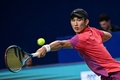 男子テニス、成都オープン決勝。リターンを打つ商竣程（2024年9月24日撮影）。(c)AFP