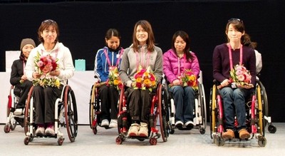 名古屋ウィメンズマラソン 2014、トロフィーとメダル、完走者