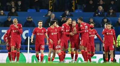 リバプール快勝 チェルシーとマンCも勝利で上位の差縮まらず