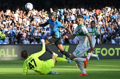 オシムヘン3発のナポリが首位固め インテルも勝利で4位視界に