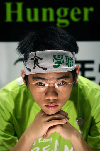 天安門事件に抗議、学生らが64時間のハンスト 香港