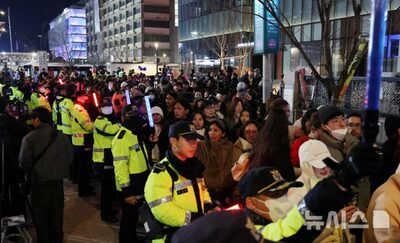 「26万人予測」BTSソウル公演、過剰警備・交通規制に不満噴出「結婚式が台無しに」