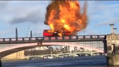 ロンドンでバス爆破シーン撮影、テロ想起で住民動揺