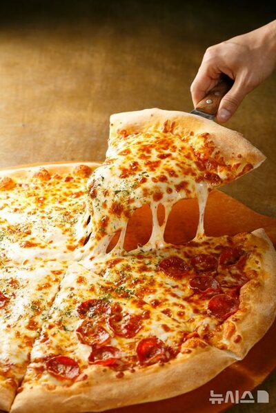 ピザ注文に「強制チップ」…韓国・配達アプリの「謎のオプション」に怒りの声