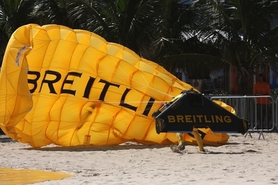 「ジェットマン」、今度はリオデジャネイロ上空を舞う