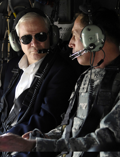 ゲーツ米国防長官がイラク指導部と会談 - イラク