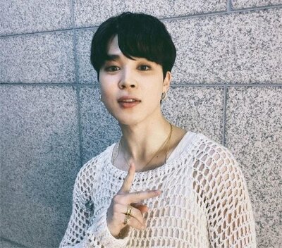 「おばあちゃんの冬服? BTSジミンも着た」2030世代がみんなハマったこの服 – KOREA WAVE