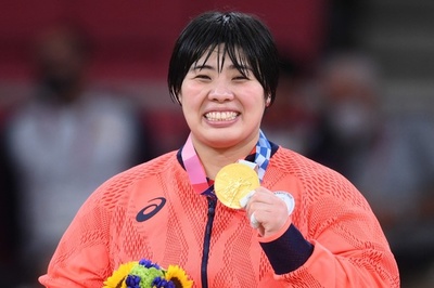 素根輝が柔道女子78キロ超級で金メダル 東京五輪