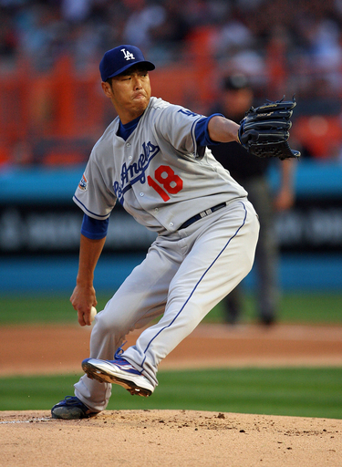 黒田 シーズン初勝利、8回1失点