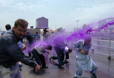 燃料値上げに抗議、カシミールで20人負傷