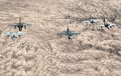 チリで軍事演習「Salitre 2009」、ジェット戦闘機が勢ぞろい