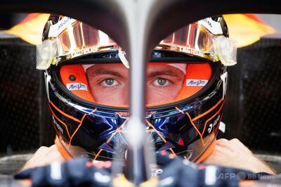 フェルスタッペン、26年までレッドブル残留を表明