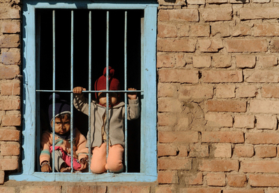 子供を産まなかったら現金を支給、人口抑制と母子の健康増進 インド