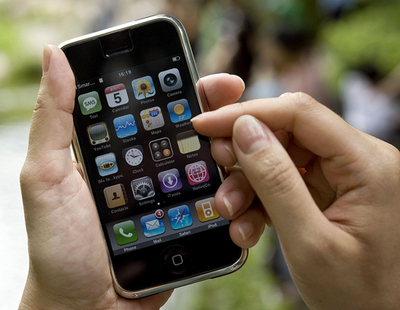 アップルの「iPhone 3G」、アジアでは苦戦か