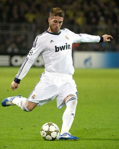 セルヒオ・ラモスに5試合出場停止処分、退場後に審判を侮辱