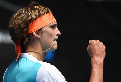 新鋭ズベレフが逆転で全豪2回戦へ、ラケット破壊から流れつかむ