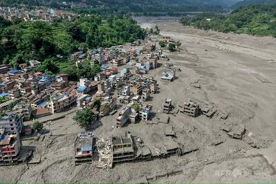 ネパール・チベット洪水、死者165人 1000人以上不明 氷河崩落が原因か