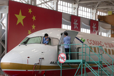 中国国産ジェット機「ARJ21」、中国の型式証明を取得