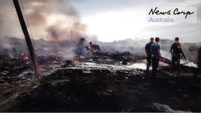 マレーシア機撃墜、豪紙が「直後の現場映像」公開