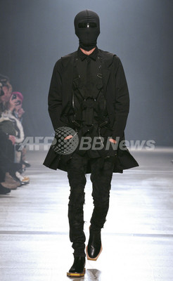 12年春夏東京コレクション バナル シック ビザール 写真49枚 ファッション ニュースならmode Press Powered By Afpbb News