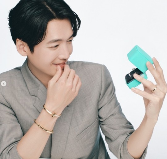 写真提供＝「Esquire」 (c)STARNEWS